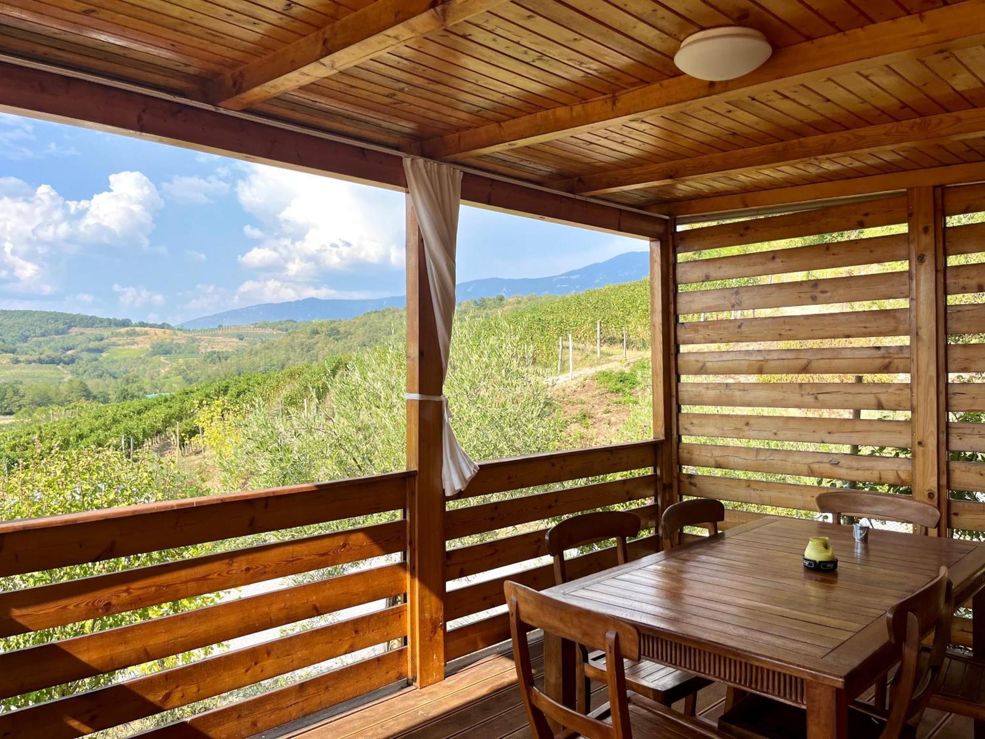 Hotel Saxida Wine Estate Zalosce Esterno foto